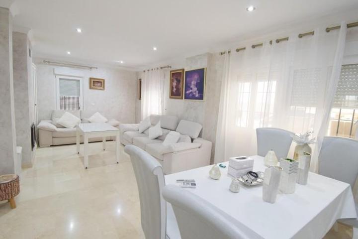 Adosada en venta en Jerez de la Frontera, Guadabajaque photo 0