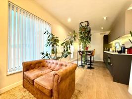 Aticos en venta en Barcelona, Sant Antoni photo 0