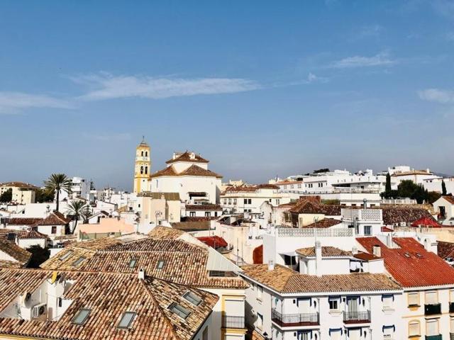 Piso en venta en Marbella, Costa del Sol Occidental-Área de Marbella photo 0