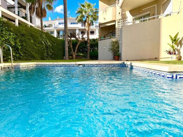 Aticos en venta en Torremolinos, Montemar photo 0