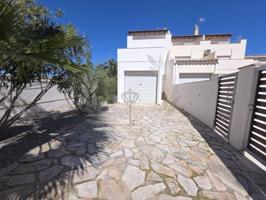 Casa en venta en Roses photo 0