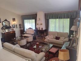 Chalet en venta en Tomares, Tomares photo 0