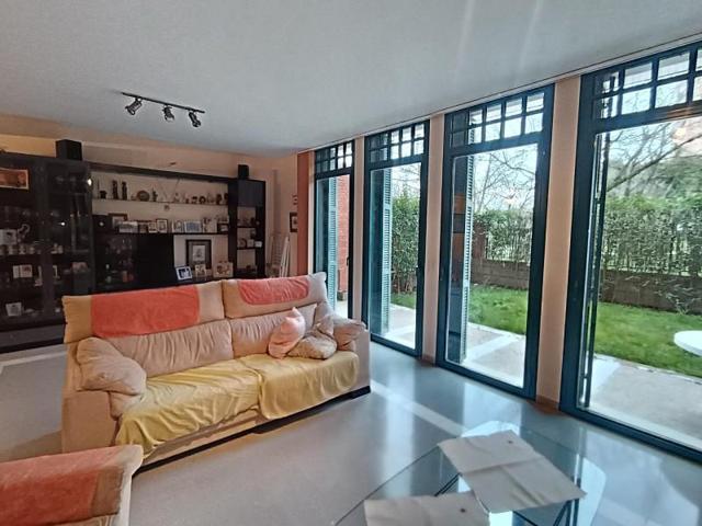 Adosada en venta en Valladolid, Parquesol photo 0