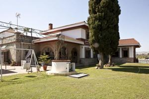 Casa en venta en Espartinas, Espartinas photo 0