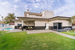 Chalet en venta en Jerez de la Frontera, Norte - El Altillo photo 0