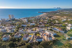 Chalet en venta en Sotogrande, Sotogrande - Torreguadiaro photo 0