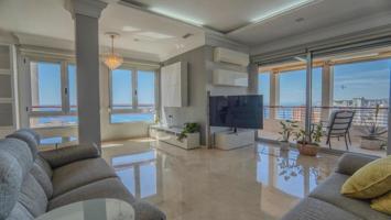 Apartamento en venta en Benidorm, Avenida del Mediterraneo photo 0