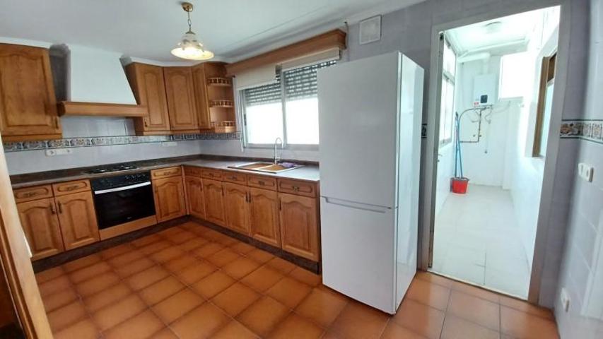 Piso en alquiler en Valencia, La Petxina photo 0