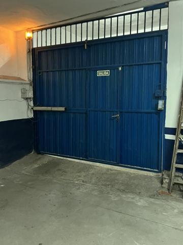 Garaje en venta en Oviedo, Oviedo photo 0