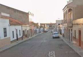 Casa en venta en Arroyo de San Serván, Extremadura photo 0