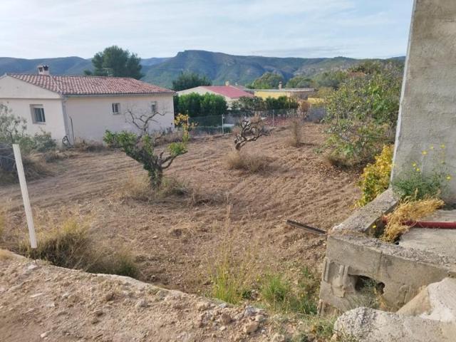 Parcela en venta en Chulilla, Urbanizacion la ermita 1 photo 0