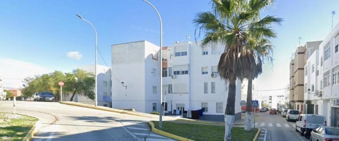 Local comercial en venta en Barbate, Barbate photo 0