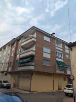 Piso en venta en Cacabelos, * centro photo 0