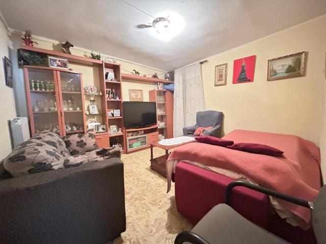 Chalet en venta en Tudela, Calle Calahorra, 31500 photo 0