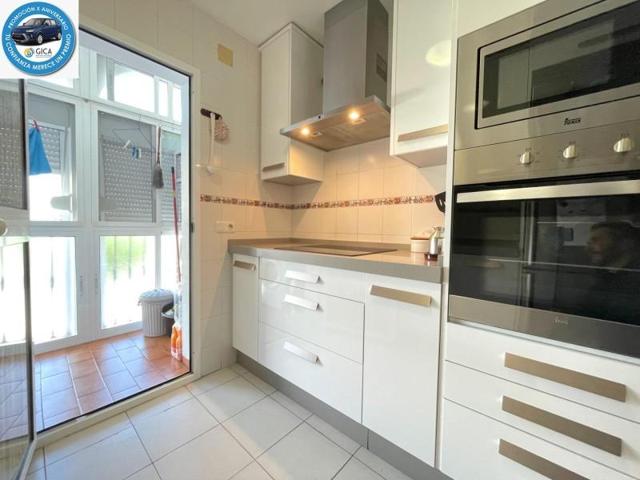 Piso en venta en El Cuervo, El Cuervo photo 0