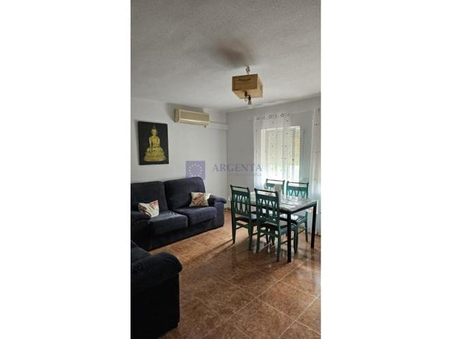 Piso en venta en Cáceres photo 0