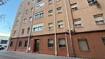 Piso en venta en Sabadell, La creu de barbera photo 0