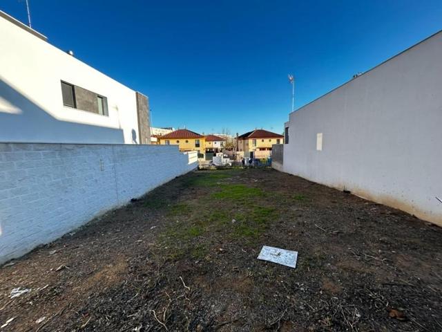 Terreno en venta en Bormujos, Centro photo 0
