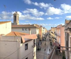 Apartamento en venta en Sant Pere Pescador, Centre photo 0