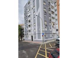 Local comercial en venta en Móstoles photo 0