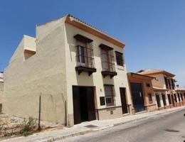 Adosada en venta en Villanueva del Ariscal, Villanueva Del Ariscal photo 0