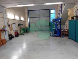 Edificio en venta en Barakaldo, Kareaga photo 0