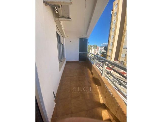 Piso en venta en Vélez-Málaga photo 0