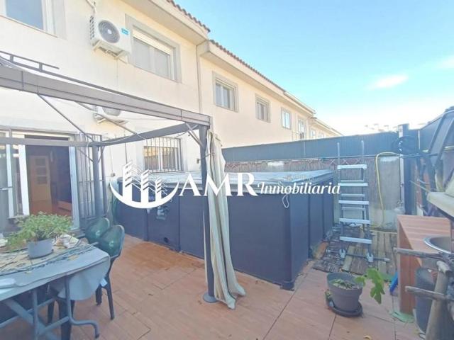 Adosada en venta en El Viso de San Juan photo 0