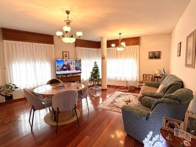 Piso en venta en Santiago de Compostela, Conxo de Arriba photo 0