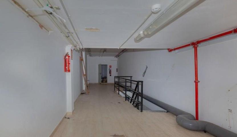 Local comercial en venta en Buñol, Buñol Zona de - Buñol photo 0