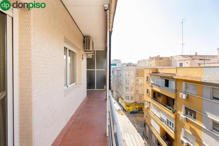 Piso en venta en Granada, Recogidas photo 0