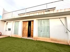 Casa en venta en Valencia, Benimámet photo 0