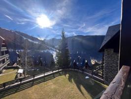 Apartamento en venta en Naut Aran photo 0