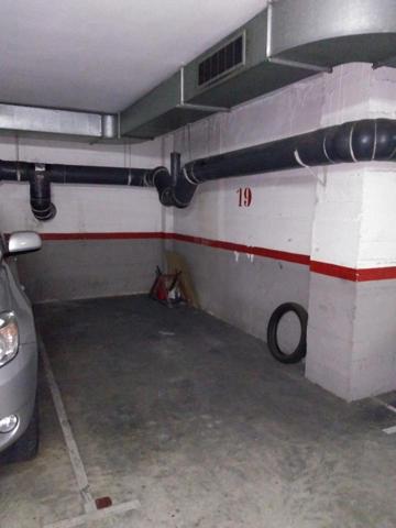 Plaza De Parking en venta en Barberà del Vallès de 11 m2 photo 0