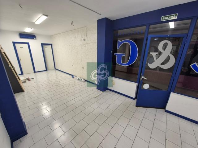 Local En venta en Benavente photo 0