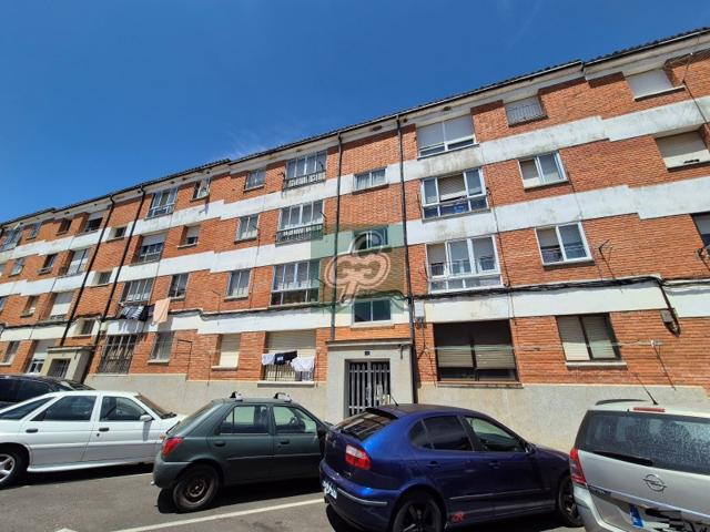 Piso En venta en Benavente photo 0