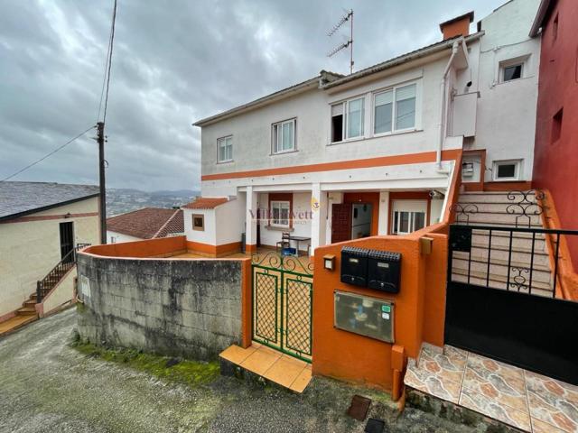 ZONA SAMPAYO CASA 3 PLANTAS CON 698 M2 DE FINCA photo 0