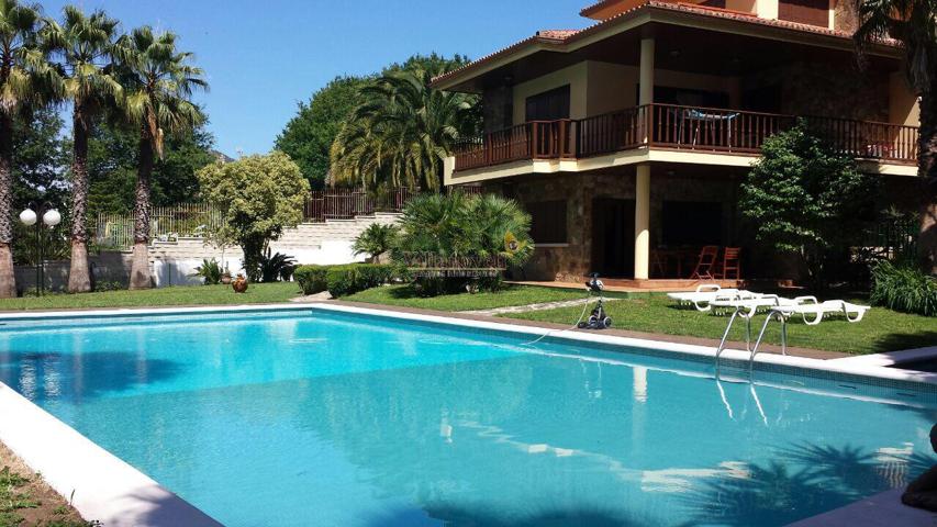 A 4 MINUTOS CENTRO GONDOMAR MANSIÓN FABULOSA EN PLENA NATURALEZA, 6 DORMITORIOS, FINCA 2765 M2., PISCINA, UN LUJO photo 0