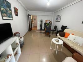 TRAVESIA DE VIGO- PISO DE 120 METROS DE 5 DORMITORIOS CON BAÑO Y ASEO photo 0