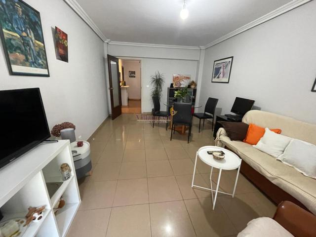 TRAVESIA DE VIGO- PISO DE 120 METROS DE 5 DORMITORIOS CON BAÑO Y ASEO photo 0