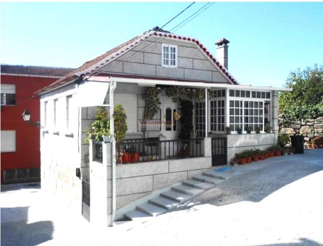 CENTRO REDONDELA, CASA 2 PLANTAS + BAJO CUBIERTA, AMUEBLADA photo 0