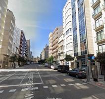 CENTRO DE VIGO: APARTAMENTO 2 DORMITORIOS, AMUEBLADO, CON PLAZA DE GARAJE Y TRASTERO. photo 0