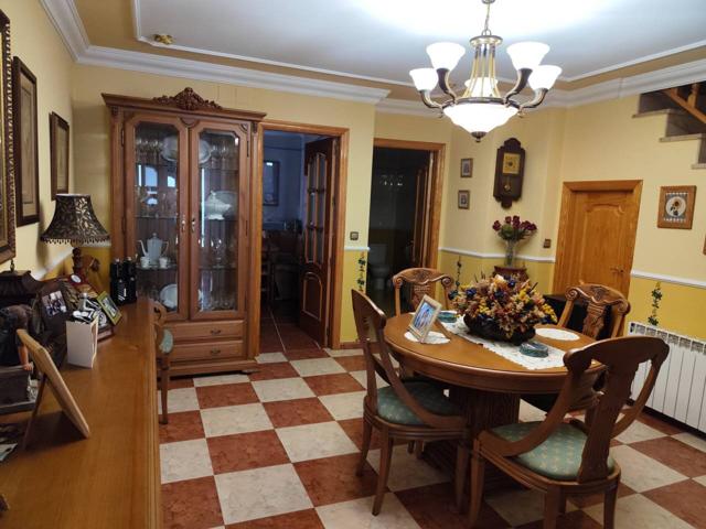 Casa en venta en Hellín photo 0