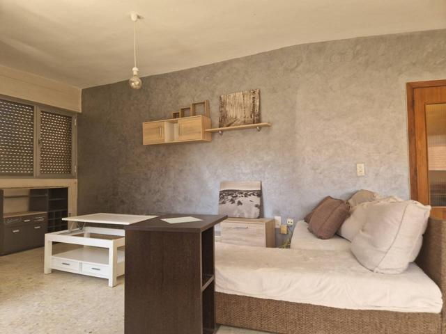 GRAN PISO EN VENTA EN HELLIN photo 0