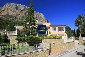 ⚜ Lujosa Villa de Arquitectura y estilo Colonial en la falda de la Montaña MONTGO · Javea ⚜ photo 0