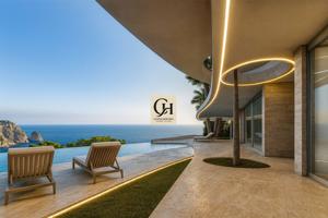 VILLA HELIOS · ARQUITECTURA CONTEMPORÁNEA EN PRIMERA LÍNEA FRENTE AL MAR EN GRANADELLA, JÁVEA photo 0