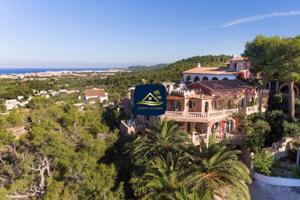 Lujosa Villa de estilo Árabe con Vistas al Mar en Javea 🕌 10 dorm · 5 min Playa Arenal · Vistas MAR photo 0
