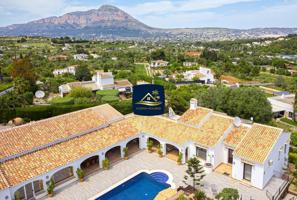 ᗤ Venta VILLAS CON ENCANTO CERCA DEL MAR en Javea [amp;] Costa Blanca | CHARMING VILLAS CLOSE TO THE SEA photo 0