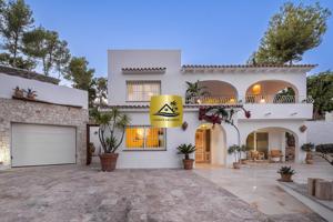 ❶ VILLA OASIS - Fantástica Villa recién Reformada con Vistas al Mar en MORAIRA, Alicante Costa photo 0