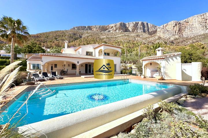 Villa Mediterránea a la venta en Javea - Alicante, Costa Blanca photo 0